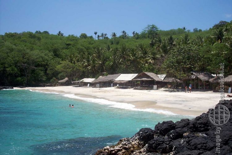 Bild: White Sand Beach in Padang Bai auf Bali - Reiseblog von Frank Seidel